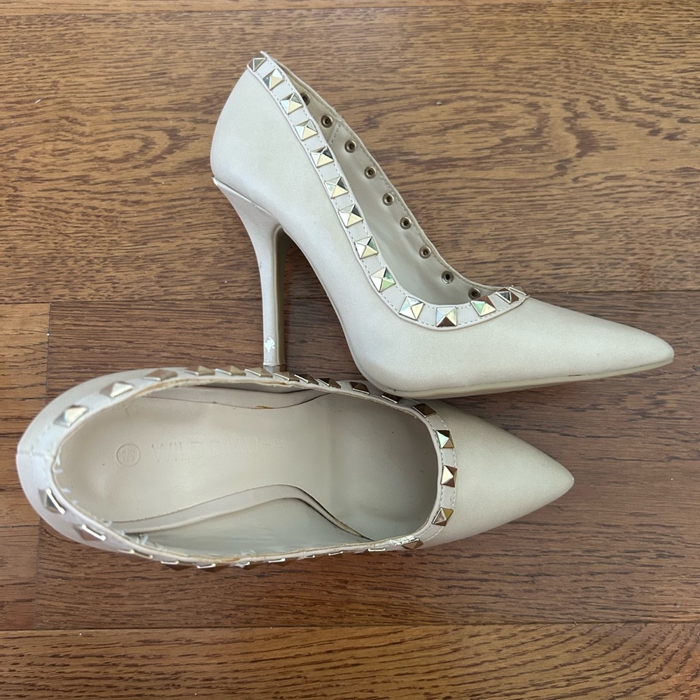 Nude Stud Heels Size 5